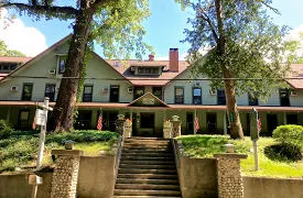 Historic Lakeside Inn on Lake Michigan